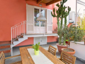 Urbane Holiday Home in the center of Procida with Balcony